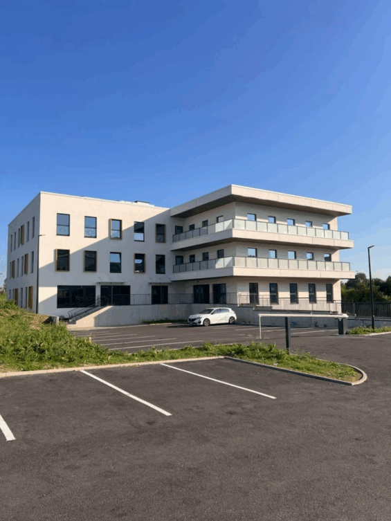 Groupe Livio Batico 88 Essey Les Nancy Receptionne